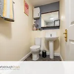 - Hampton Apartmán